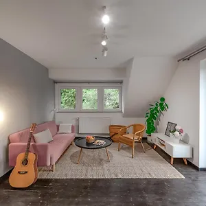 Das Wiesenhaus: Wohnen Direkt Am Rhein Appartement